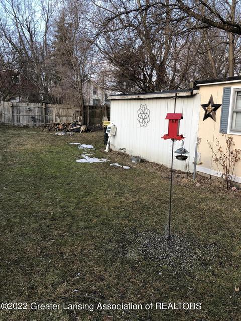 609 E Paulson St, Lansing, MI 48906 photo 17
