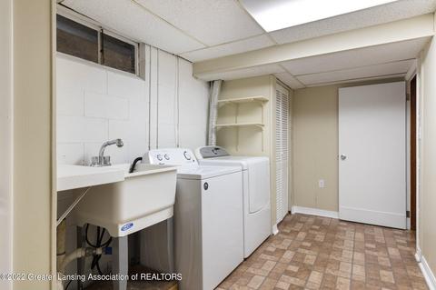 923 Pendleton Dr, Lansing, MI 48917 photo 19