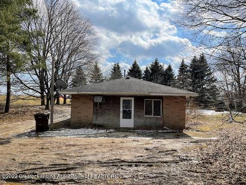2843 W Britton Rd, Perry, MI 48872 photo 1