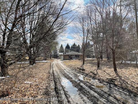 2843 W Britton Rd, Perry, MI 48872 photo 10