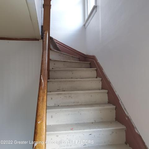 526 Beech St, Lansing, MI 48912 photo 8