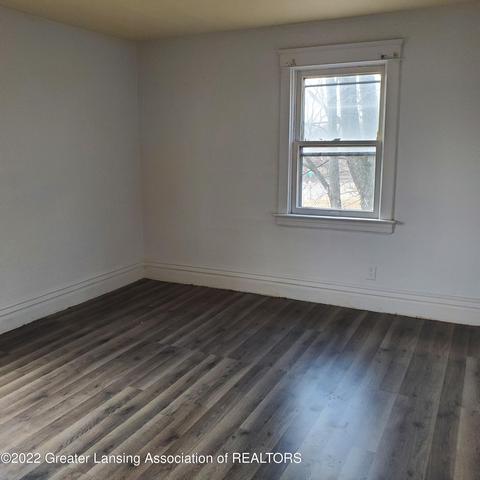526 Beech St, Lansing, MI 48912 photo 11