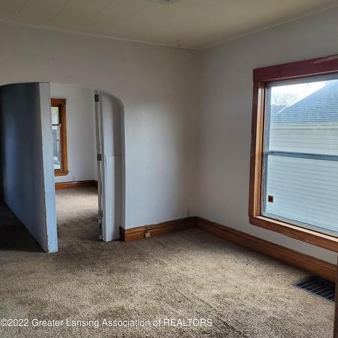 526 Beech St, Lansing, MI 48912 photo 4