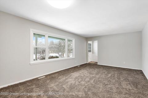 6740 Lansdown Dr, Dimondale, MI 48821 photo 10