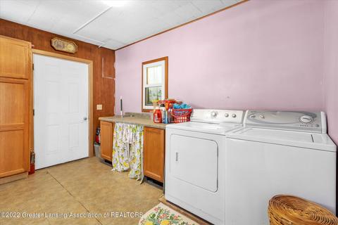 529 S Maple Ave, Maple Rapids, MI 48853 photo 30