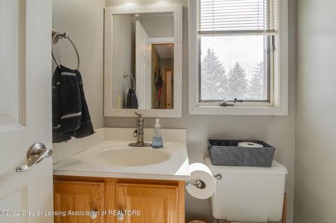 5121 Killarney Dr, Holt, MI 48842 photo 14