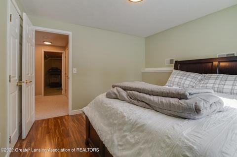 5121 Killarney Dr, Holt, MI 48842 photo 27
