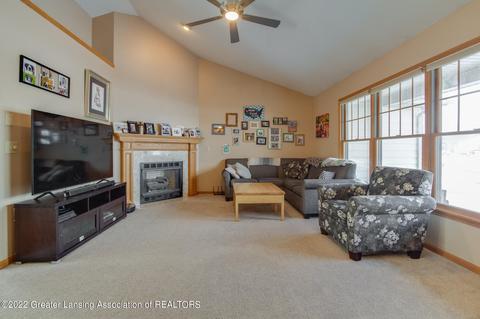 5121 Killarney Dr, Holt, MI 48842 photo 4
