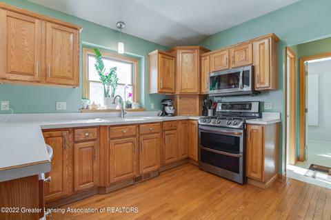 5121 Killarney Dr, Holt, MI 48842 photo 12