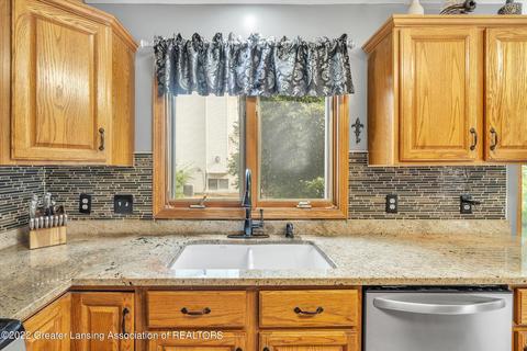 11921 Schavey Road Rd, Dewitt, MI 48820 photo 15