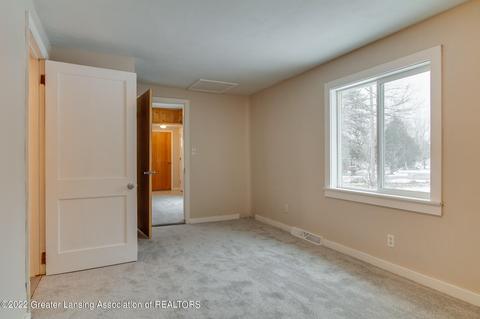 220 E Willow St, Perry, MI 48872 photo 15