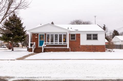 1016 Pendleton Dr, Lansing, MI 48917 photo 1
