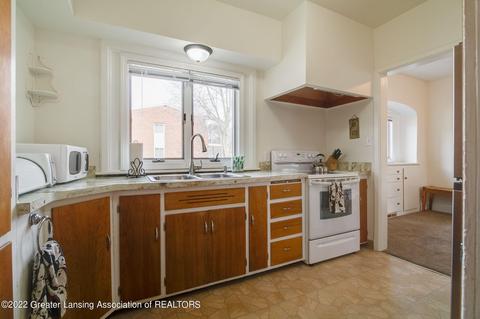 2000 Alpha Street St, Lansing, MI 48910 photo 18