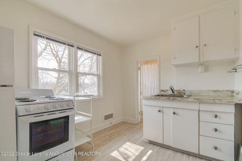 2000 Alpha Street St, Lansing, MI 48910 photo 27