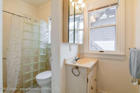 2000 Alpha Street St, Lansing, MI 48910 photo 20