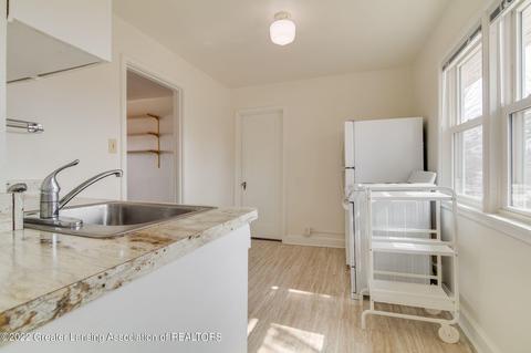2000 Alpha Street St, Lansing, MI 48910 photo 28