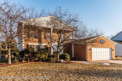 5902 Buttonwood Dr, Haslett, MI 48840 photo 4