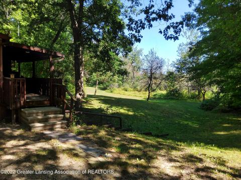 5385 Ann Dr, Bath, MI 48808 photo 21