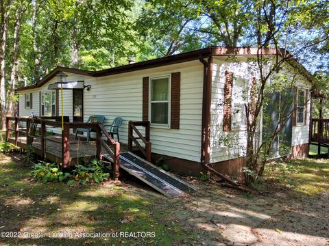 5385 Ann Dr, Bath, MI 48808 photo 2
