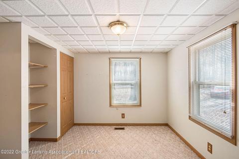5385 Ann Dr, Bath, MI 48808 photo 11