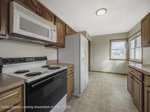 393 N Eifert Rd, Mason, MI 48854 photo 5