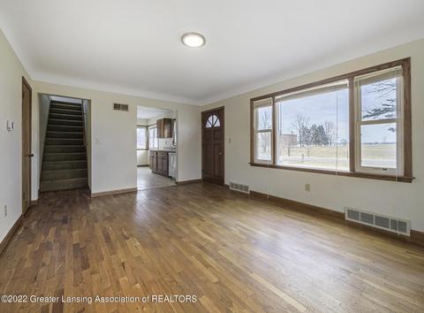 393 N Eifert Rd, Mason, MI 48854 photo 3