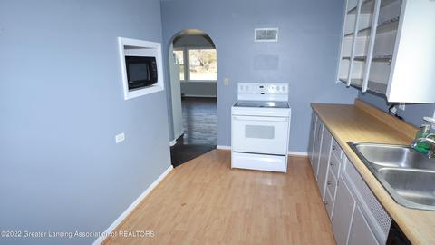 544 E Ash St, Mason, MI 48854 photo 10
