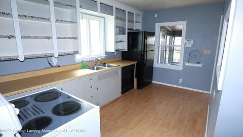 544 E Ash St, Mason, MI 48854 photo 7