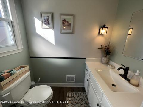 3145 E Broadmoor Dr, Lansing, MI 48906 photo 28
