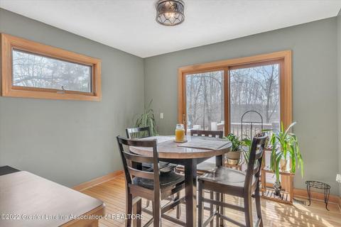 9735 Deer Trl, Haslett, MI 48840 photo 12