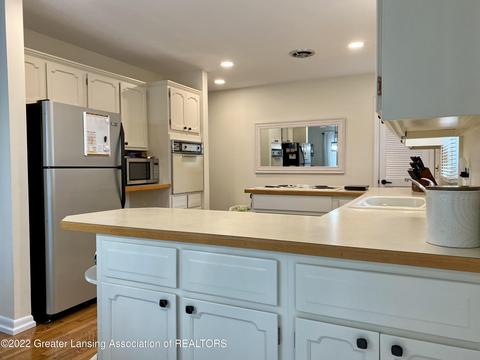 1503 Larkwood Dr, Dewitt, MI 48820 photo 8