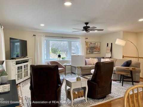 1503 Larkwood Dr, Dewitt, MI 48820 photo 3