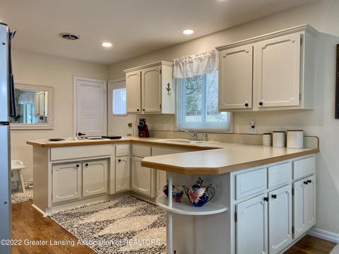 1503 Larkwood Dr, Dewitt, MI 48820 photo 7