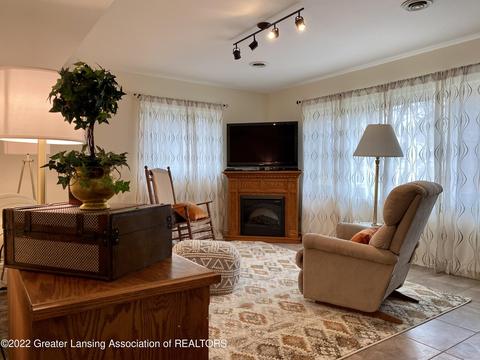 1503 Larkwood Dr, Dewitt, MI 48820 photo 16