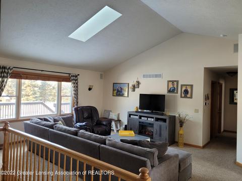 3370 Win Mill Dr, Saint Johns, MI 48879 photo 3