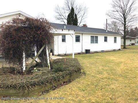 1277 E Parks Rd, Saint Johns, MI 48879 photo 4