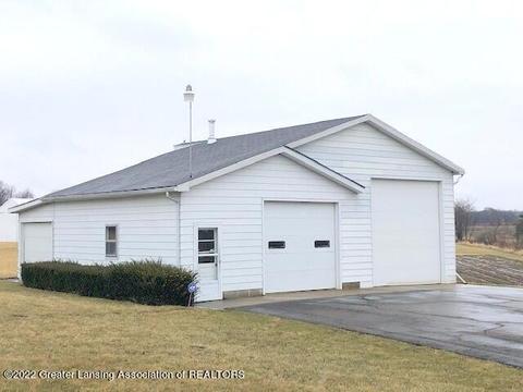1277 E Parks Rd, Saint Johns, MI 48879 photo 5