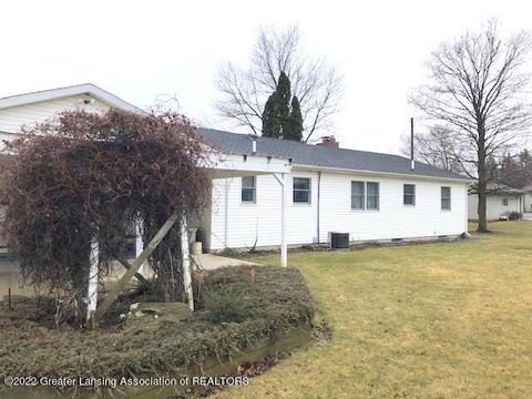1277 E Parks Rd, Saint Johns, MI 48879 photo 3
