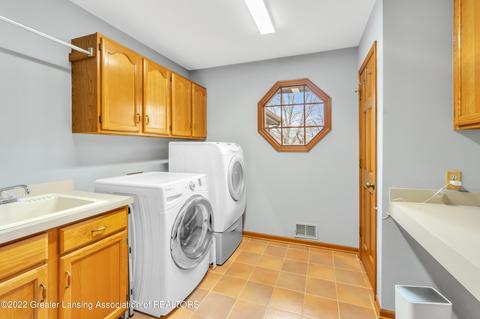 3621 Beech Tree Ln, Okemos, MI 48864 photo 52