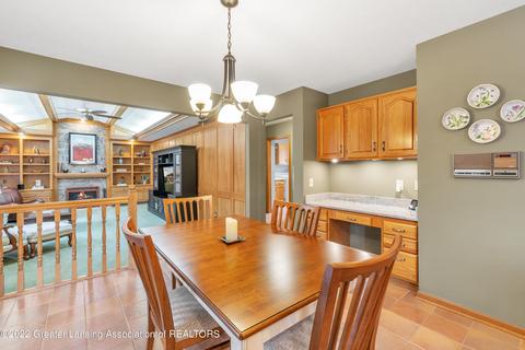 3621 Beech Tree Ln, Okemos, MI 48864 photo 18