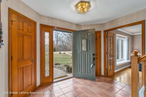 3621 Beech Tree Ln, Okemos, MI 48864 photo 6