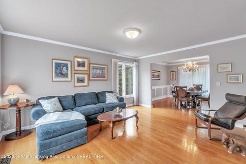 3621 Beech Tree Ln, Okemos, MI 48864 photo 8