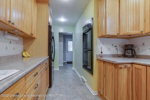 6730 Lansing Ave, Jackson, MI 49201 photo 16