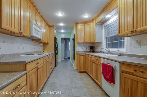 6730 Lansing Ave, Jackson, MI 49201 photo 15