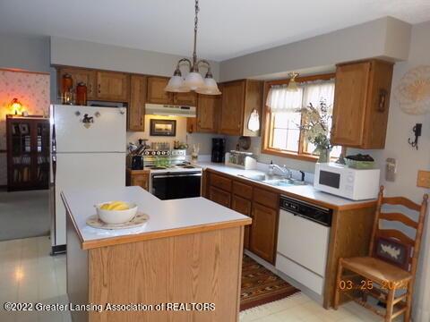 1685 Killarney Dr, Holt, MI 48842 photo 16