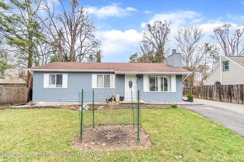 1392 Hatch Rd, Okemos, MI 48864 photo 3