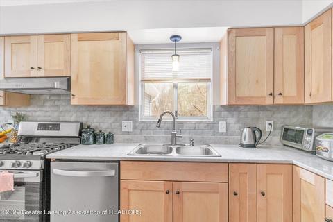 1392 Hatch Rd, Okemos, MI 48864 photo 18