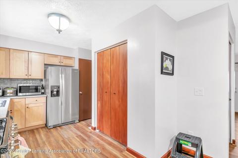 1392 Hatch Rd, Okemos, MI 48864 photo 15