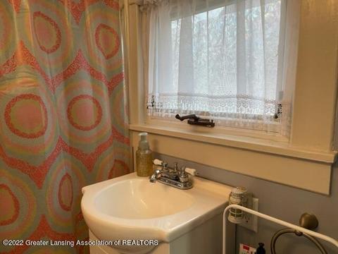 205 E Baldwin St, Saint Johns, MI 48879 photo 20