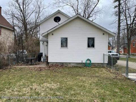 205 E Baldwin St, Saint Johns, MI 48879 photo 2